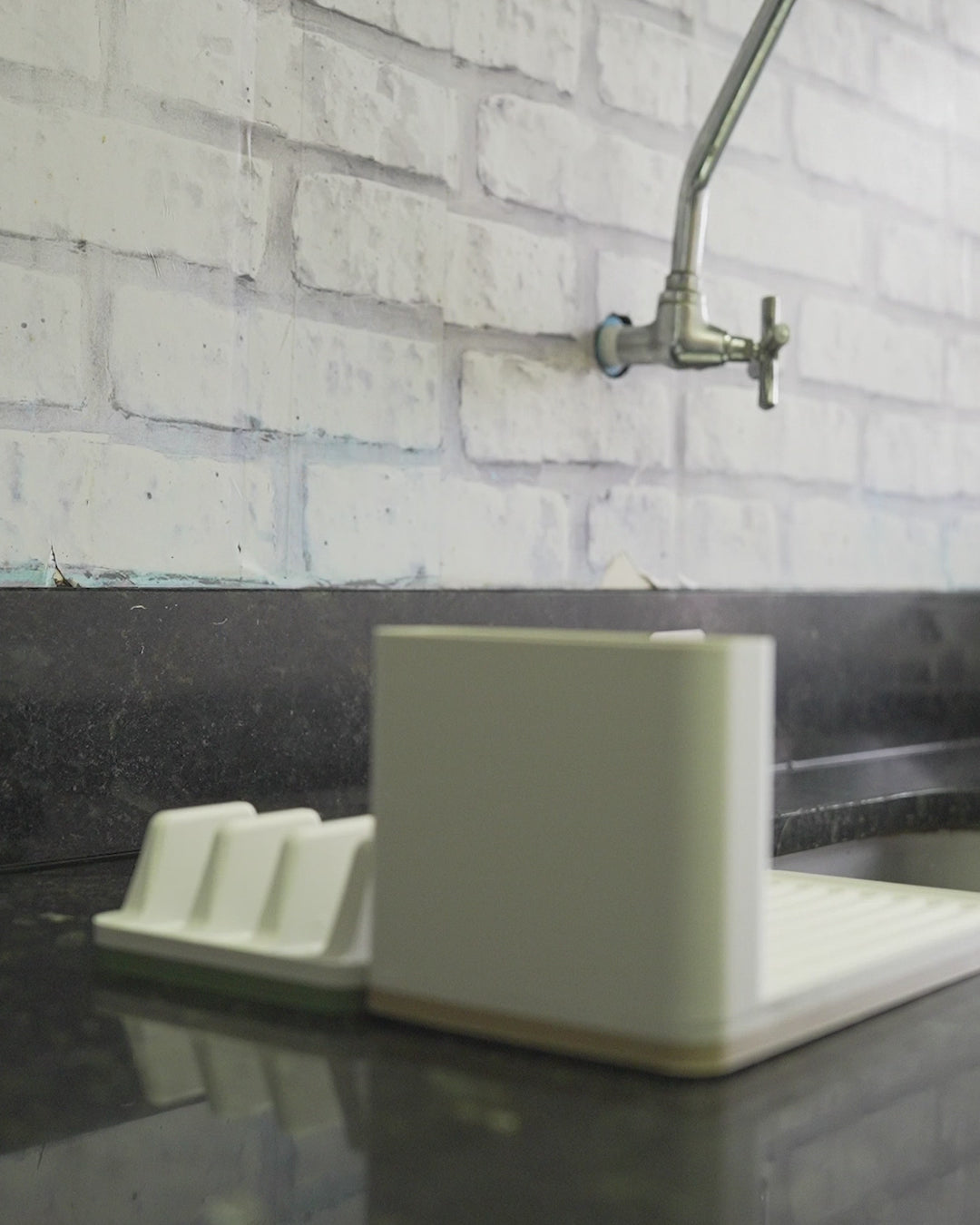 Compact Dish Drying Organizer